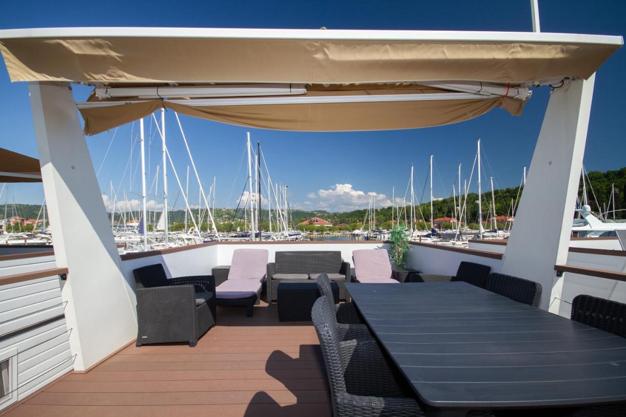 Bamboo Floating House Portoroz 아파트 외부 사진