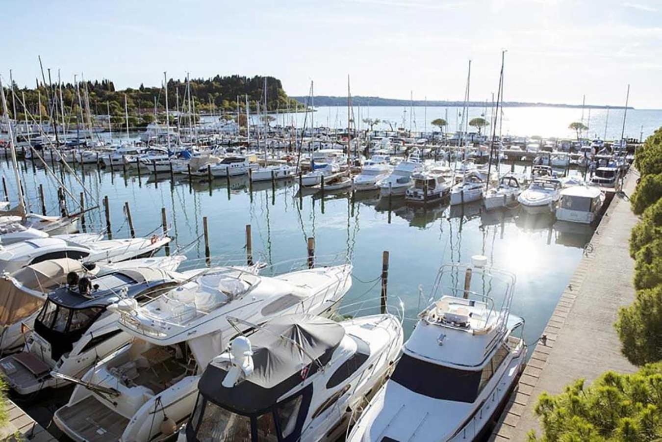 Bamboo Floating House Portoroz 아파트 외부 사진